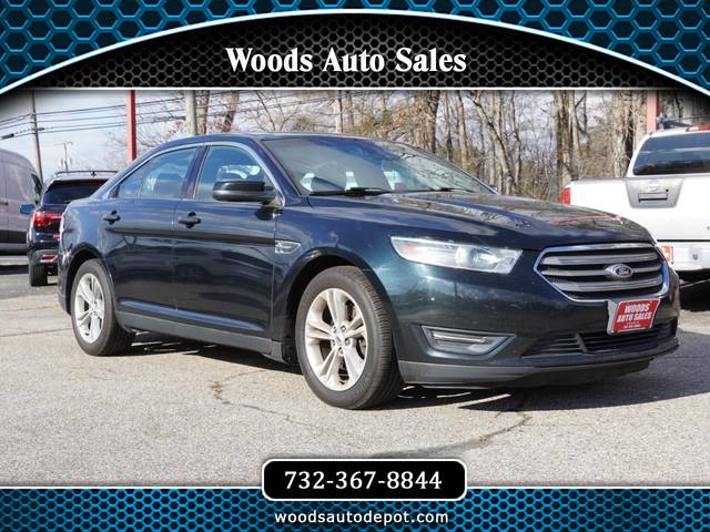 2015 Ford Taurus SEL FWD photo