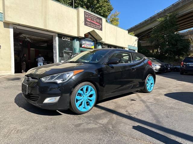 2015 Hyundai Veloster  FWD photo