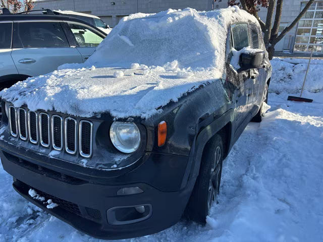 2015 Jeep Renegade Latitude FWD photo