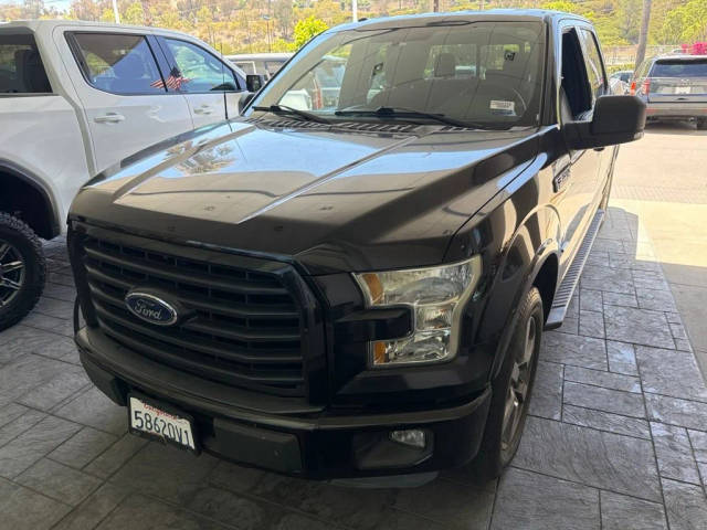 2015 Ford F-150 XLT RWD photo