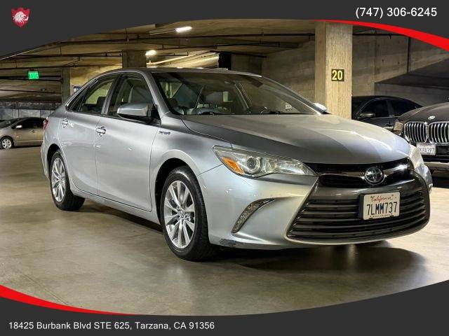 2015 Toyota Camry XLE FWD photo