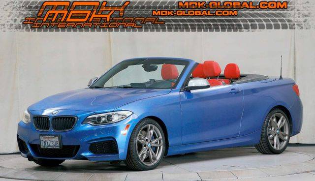 2015 BMW 2 Series M235i RWD photo