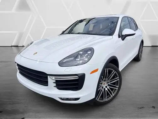 2015 Porsche Cayenne Turbo AWD photo