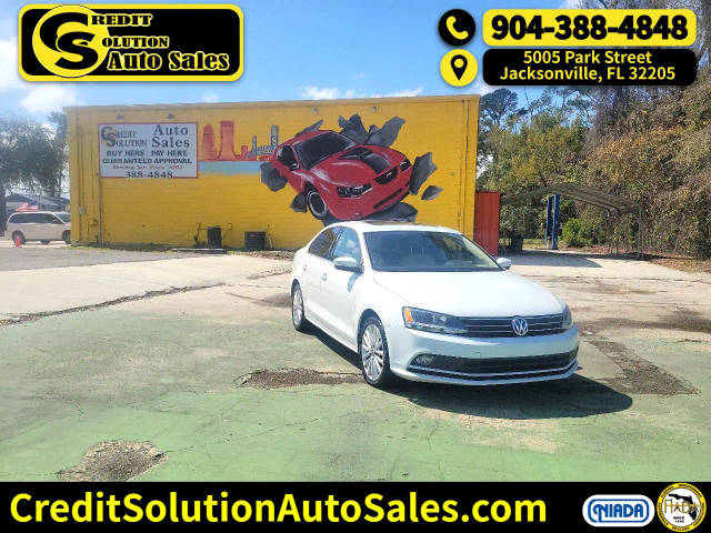 2015 Volkswagen Jetta 1.8T SE w/Connectivity/Navigation FWD photo