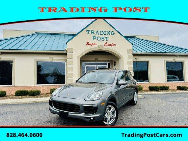 2016 Porsche Cayenne  AWD photo