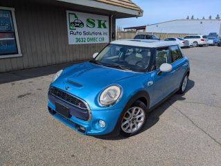 2015 MINI Hardtop 4 Door S FWD photo