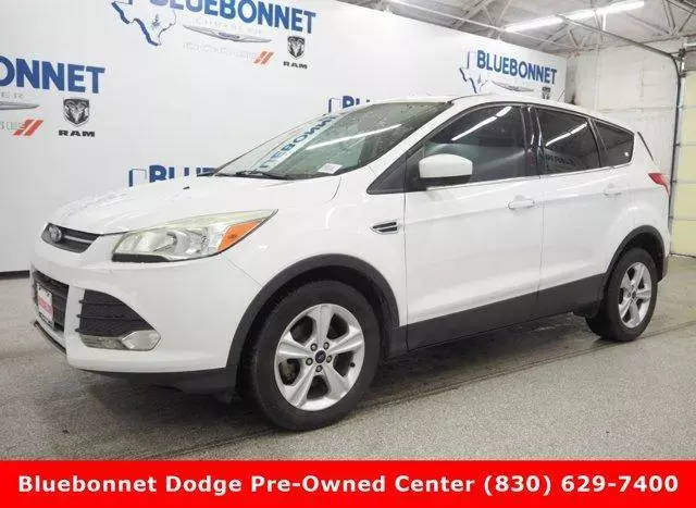 2015 Ford Escape SE FWD photo