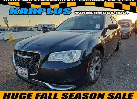 2015 Chrysler 300 Limited RWD photo