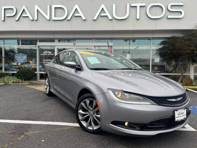 2015 Chrysler 200 S FWD photo