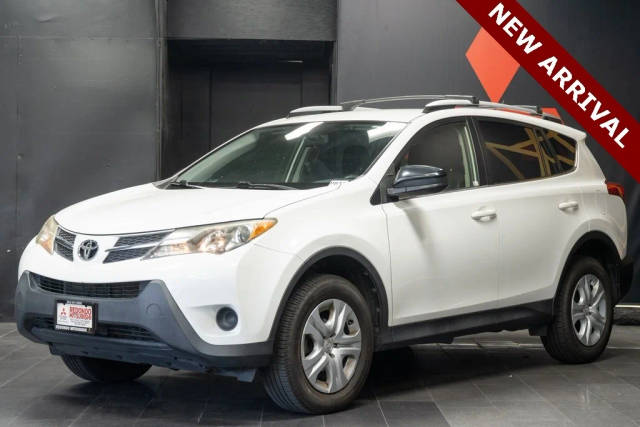 2015 Toyota RAV4 LE FWD photo