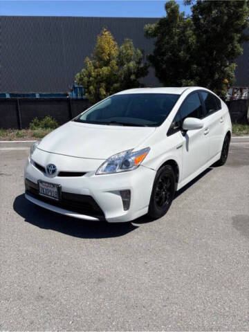 2015 Toyota Prius Four FWD photo