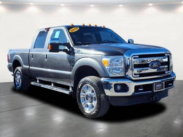 2015 Ford F-250 Super Duty Lariat 4WD photo