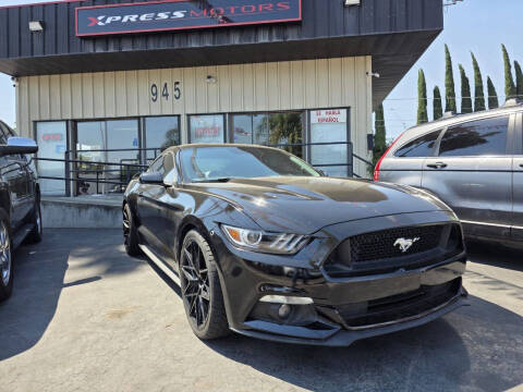2015 Ford Mustang GT Premium RWD photo