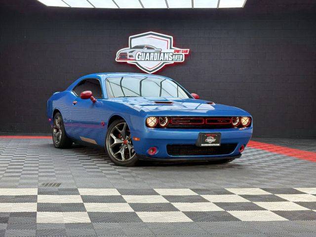 2015 Dodge Challenger R/T RWD photo