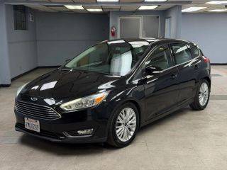 2015 Ford Focus Titanium FWD photo