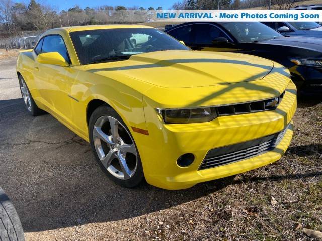 2015 Chevrolet Camaro LT RWD photo