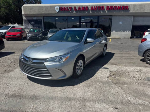 2015 Toyota Camry LE FWD photo