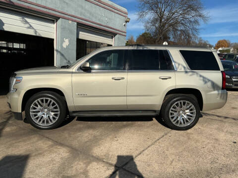 2015 Chevrolet Tahoe LT RWD photo