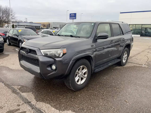 2015 Toyota 4Runner SR5 RWD photo