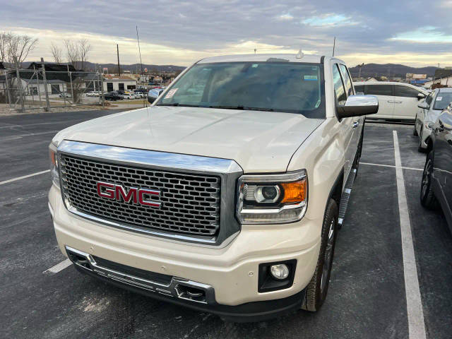 2015 GMC Sierra 1500 Denali 4WD photo
