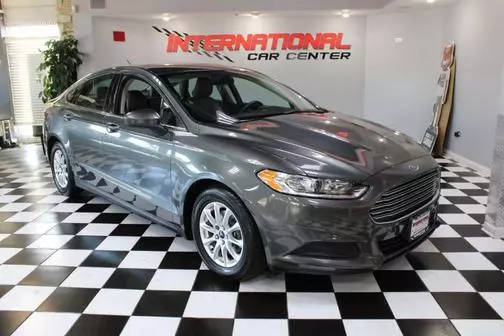 2015 Ford Fusion S FWD photo