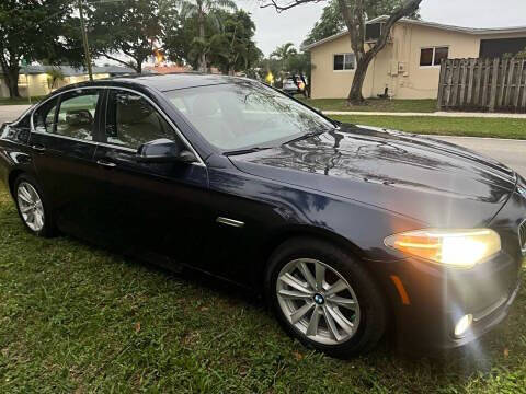 2015 BMW 5 Series 528i RWD photo
