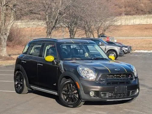 2015 MINI Countryman S AWD photo