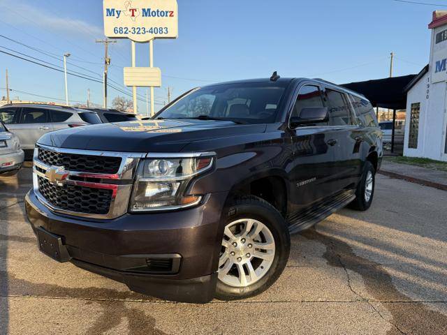 2015 Chevrolet Suburban LT 4WD photo