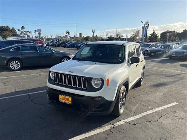 2015 Jeep Renegade Sport FWD photo
