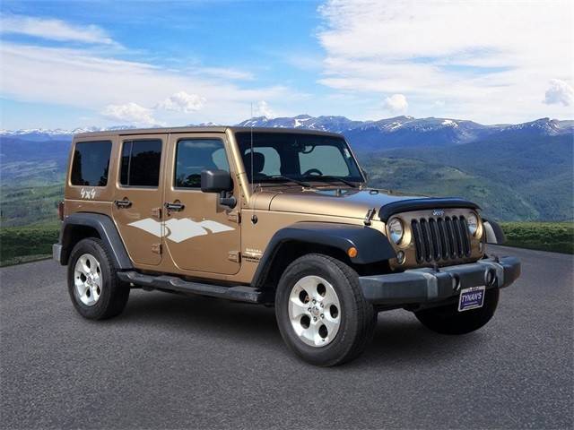 2015 Jeep Wrangler Unlimited Sahara 4WD photo