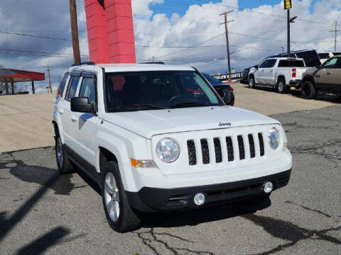 2015 Jeep Patriot Latitude 4WD photo