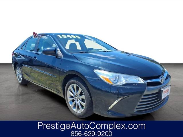 2015 Toyota Camry SE FWD photo