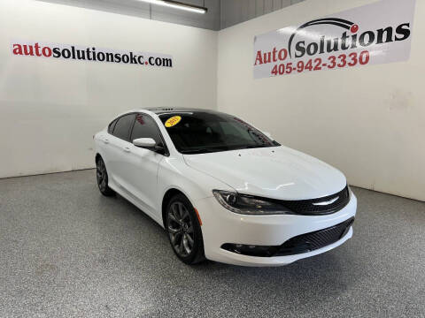 2015 Chrysler 200 S FWD photo