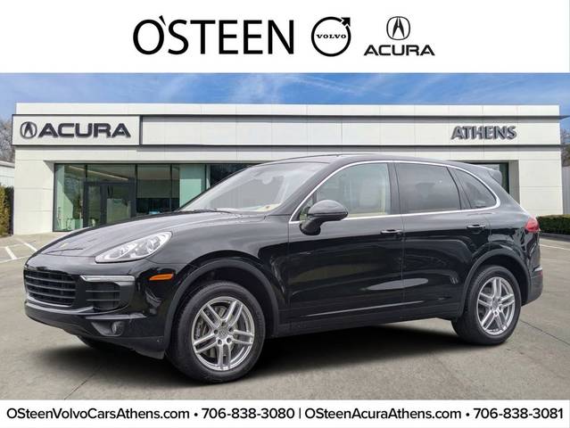 2016 Porsche Cayenne  AWD photo