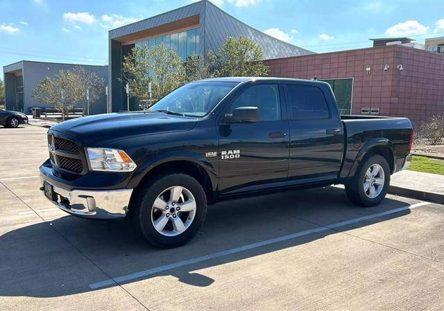 2015 Ram 1500 Outdoorsman RWD photo