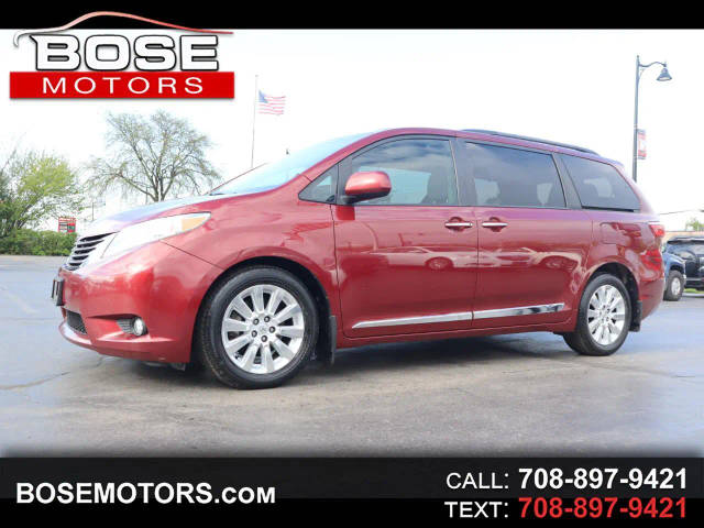 2015 Toyota Sienna XLE AWD photo