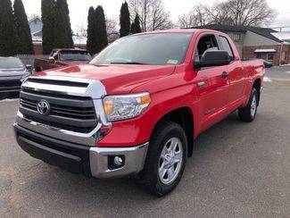 2015 Toyota Tundra SR5 4WD photo