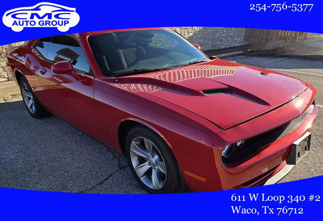 2015 Dodge Challenger SXT RWD photo