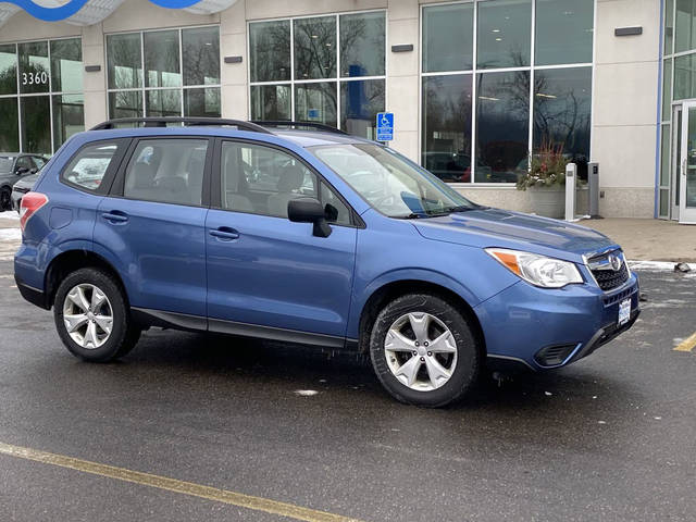 2015 Subaru Forester 2.5i AWD photo