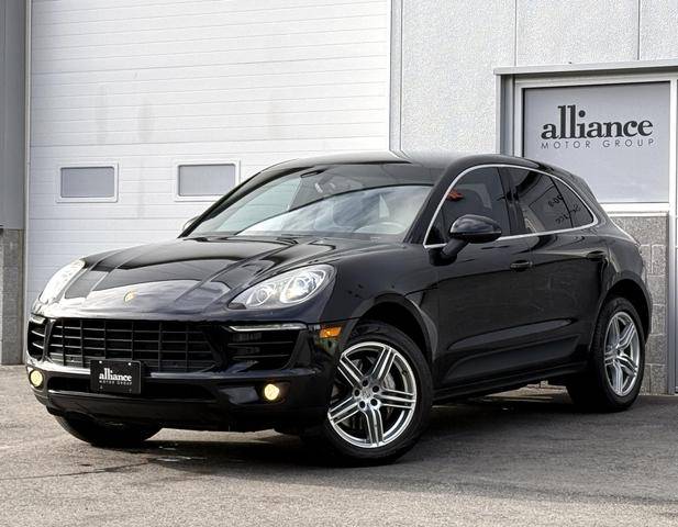 2015 Porsche Macan S AWD photo