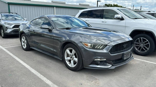 2015 Ford Mustang EcoBoost RWD photo