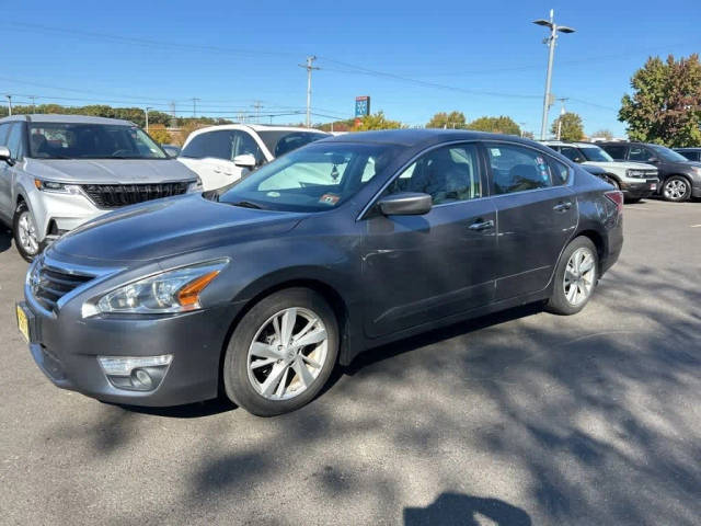 2015 Nissan Altima 2.5 SV FWD photo