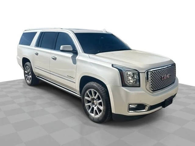 2015 GMC Yukon XL Denali 4WD photo