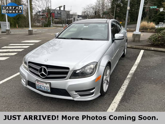 2015 Mercedes-Benz C-Class C 250 RWD photo