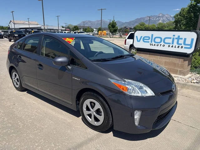 2015 Toyota Prius Two FWD photo