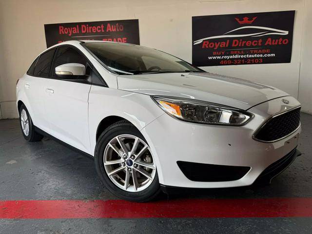 2015 Ford Focus SE FWD photo