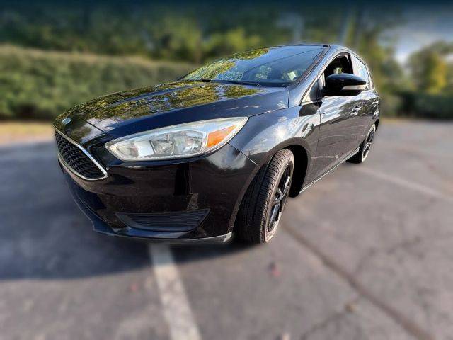2015 Ford Focus SE FWD photo