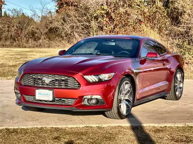 2015 Ford Mustang EcoBoost Premium RWD photo