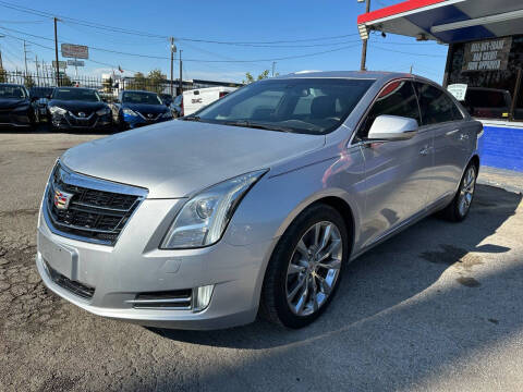 2015 Cadillac XTS Luxury FWD photo