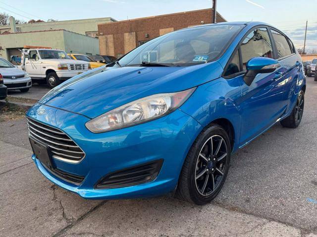 2015 Ford Fiesta SE FWD photo